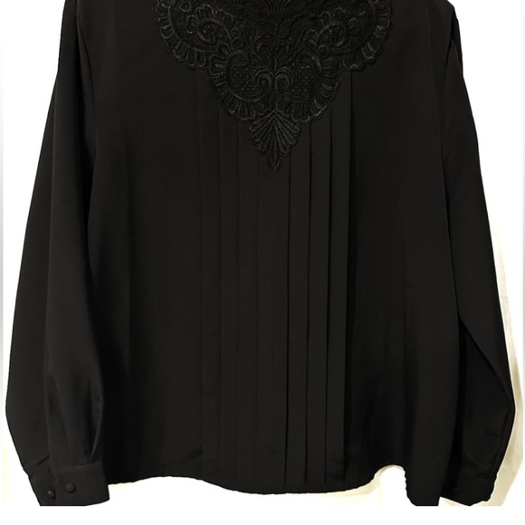 Vintage Liz Baker Essentials Black Women's Blouse with Lace Detail 80s/90s XL - Picture 13 of 16